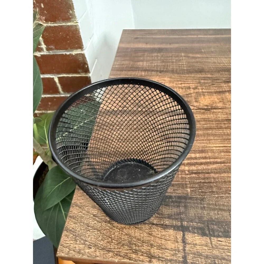 Small wire metal pencil cup holder